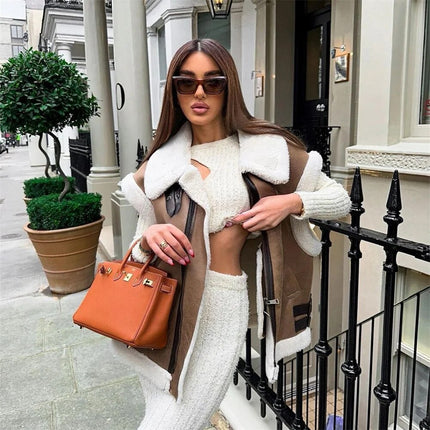 Collection image for: Kamizelki i bezrękawniki damskie