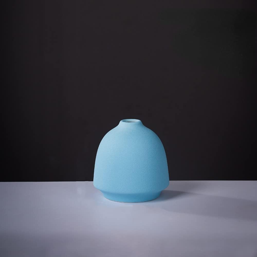 Wazon ceramiczny w niebieskim kolorze