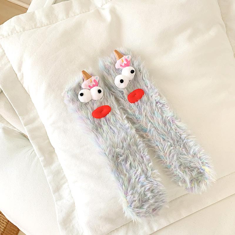 Skarpetki damskie w szalone wzory