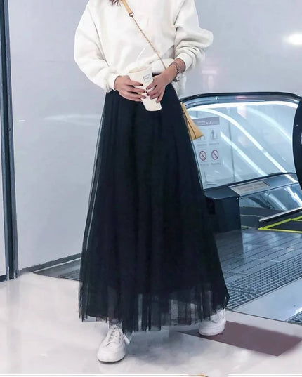 Tiulowa spódnica maxi