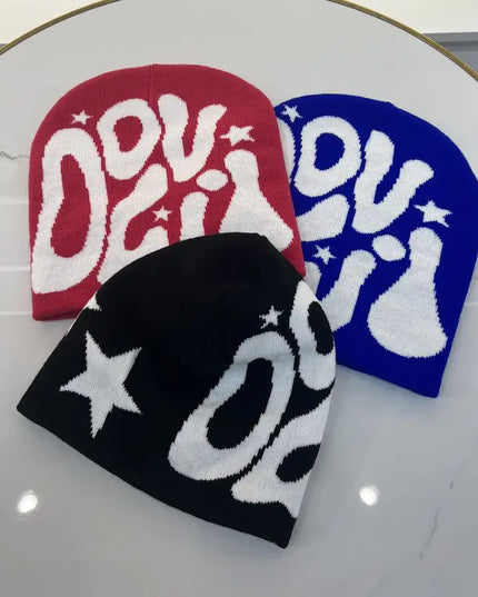 Czapka unisex z modnymi wzorami