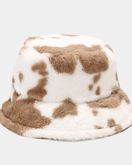 Czapka damska z motywem krowich łat