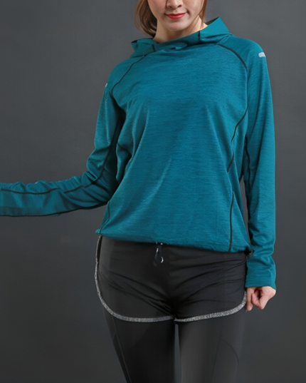 Sportowa bluza damska z cienkiego materiału z kapturem