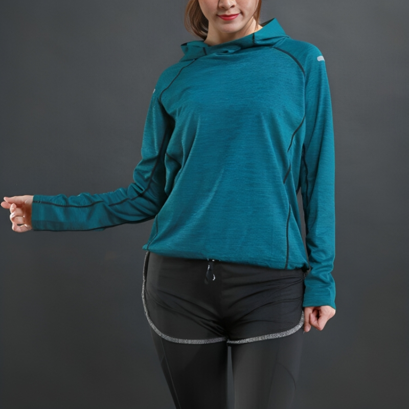 Sportowa bluza damska z cienkiego materiału z kapturem
