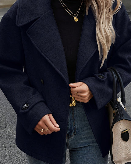 Damski płaszcz krótki dwurzędowy