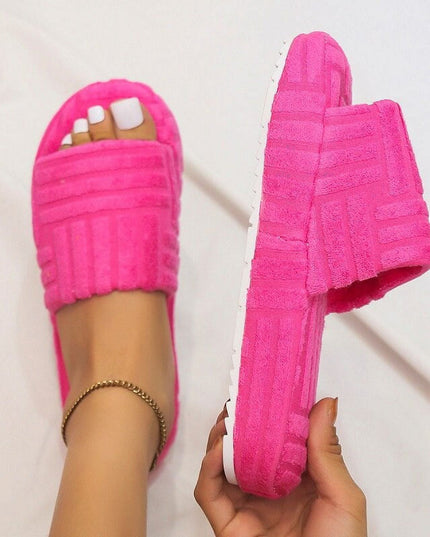 Klapki domowe damskie