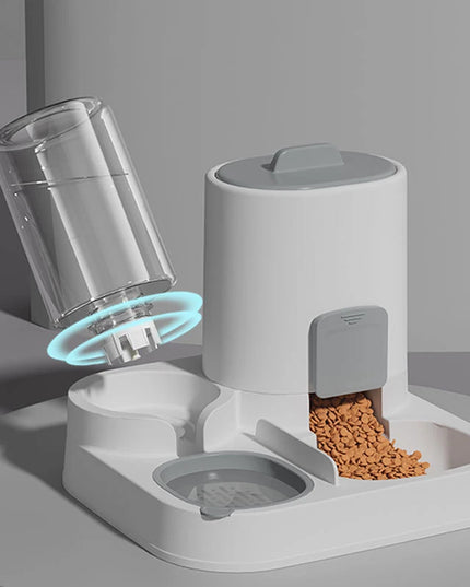 Automatyczny dozownik dla psa na karmę i wodę