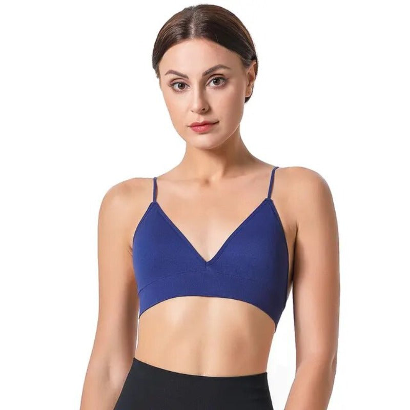 Sportowy biustonosz na cienkich ramiączkach z dekoltem w kształcie litery V