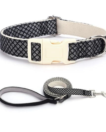 Błyszcząca obroża dla psa ze smyczą