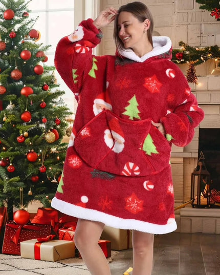 Ciepła kocobluza z motywem świątecznym