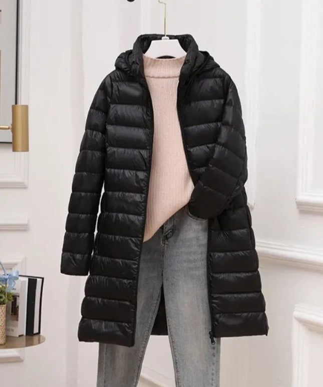 Długa damska pikowana kurtka zimowa z kapturem