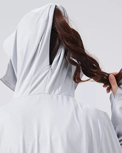 Sportowa bluza damska z kapturem w formie daszka