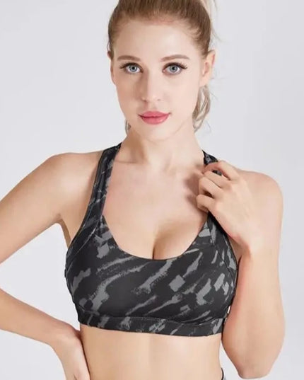 Sportowy biustonosz zapinany z tyłu ze wzorem