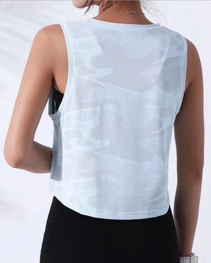 Sportowa koszulka damska o luźnym kroju na grubszych ramiączkach