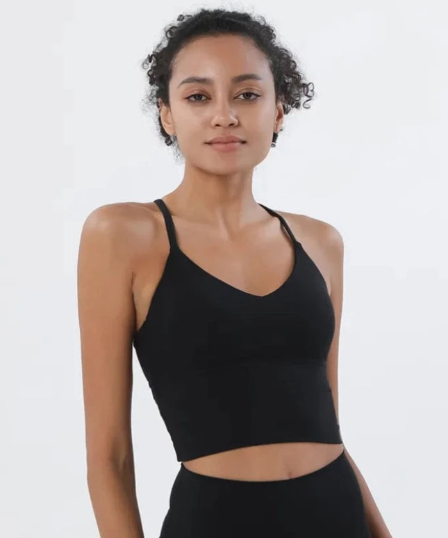 Sportowy top damski na cienkich ramiączkach z wyjmowanymi miseczkami