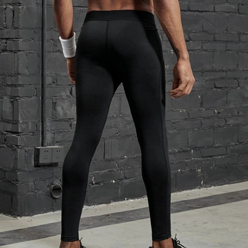 Sportowe legginsy męskie elastyczne o klasycznym kroju