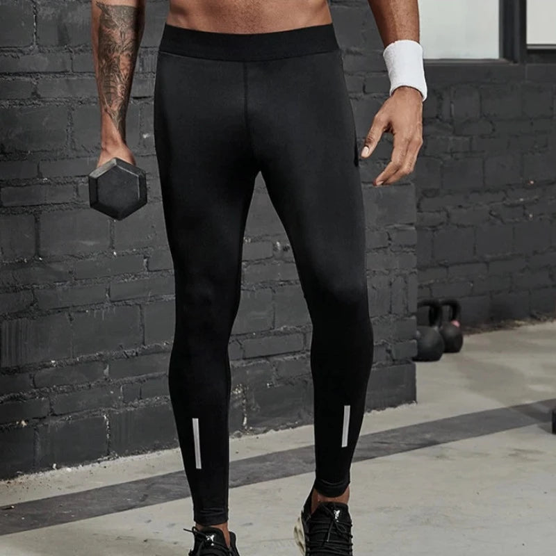 Sportowe legginsy męskie elastyczne o klasycznym kroju