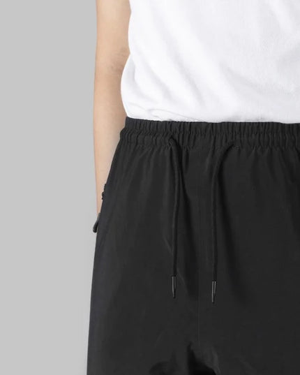 Sportowe dresy męskie wodoodporne i oddychające