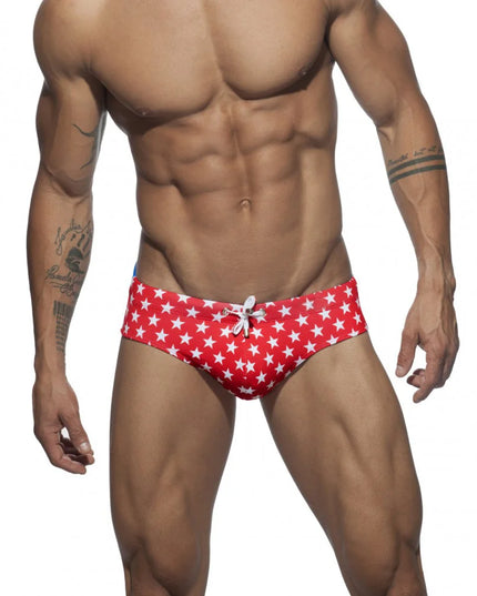 Męskie slipy kąpielowe w gwiazdy