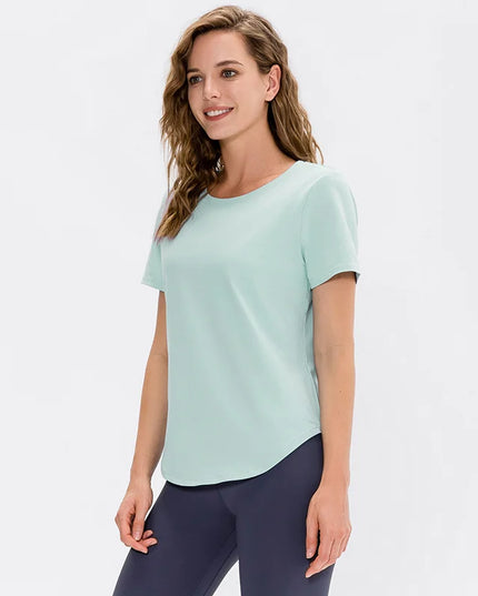 Sportowa koszulka damska luźna z krótkim rękawem