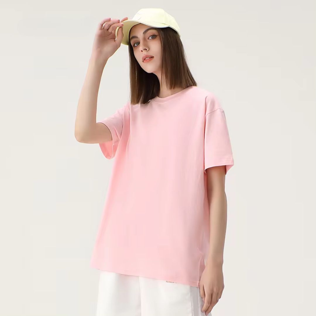 Damski T-shirt o luźnym kroju z bawełny