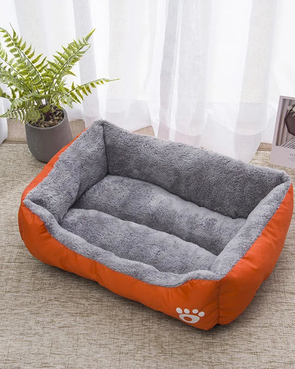 Kwadratowe legowisko dla psa