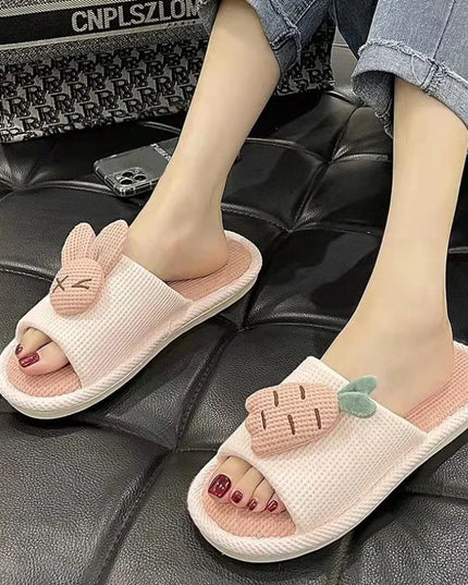 Klapki domowe z kolorowymi wzorami