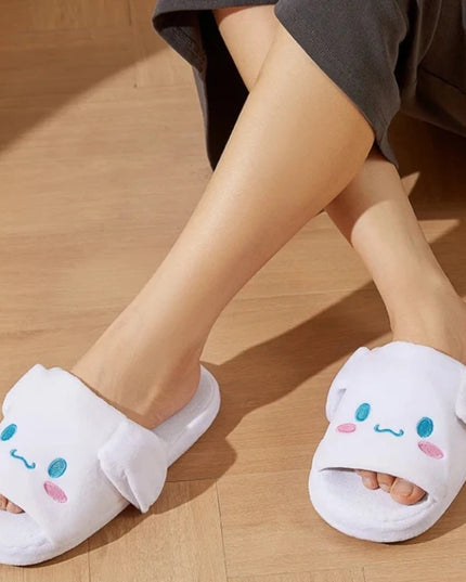 Klapki anime z ruchomymi uszami