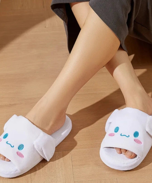 Klapki anime z ruchomymi uszami