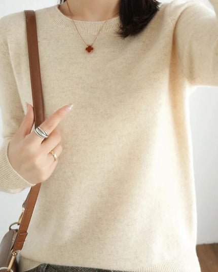 Damski sweter dziergany z wełny