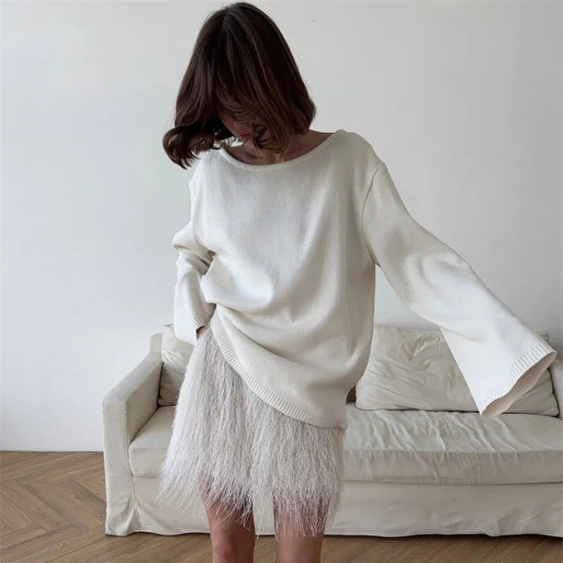 Sweter damski oversize z odkrytymi plecami – miękka gładka dzianina, długi rękaw