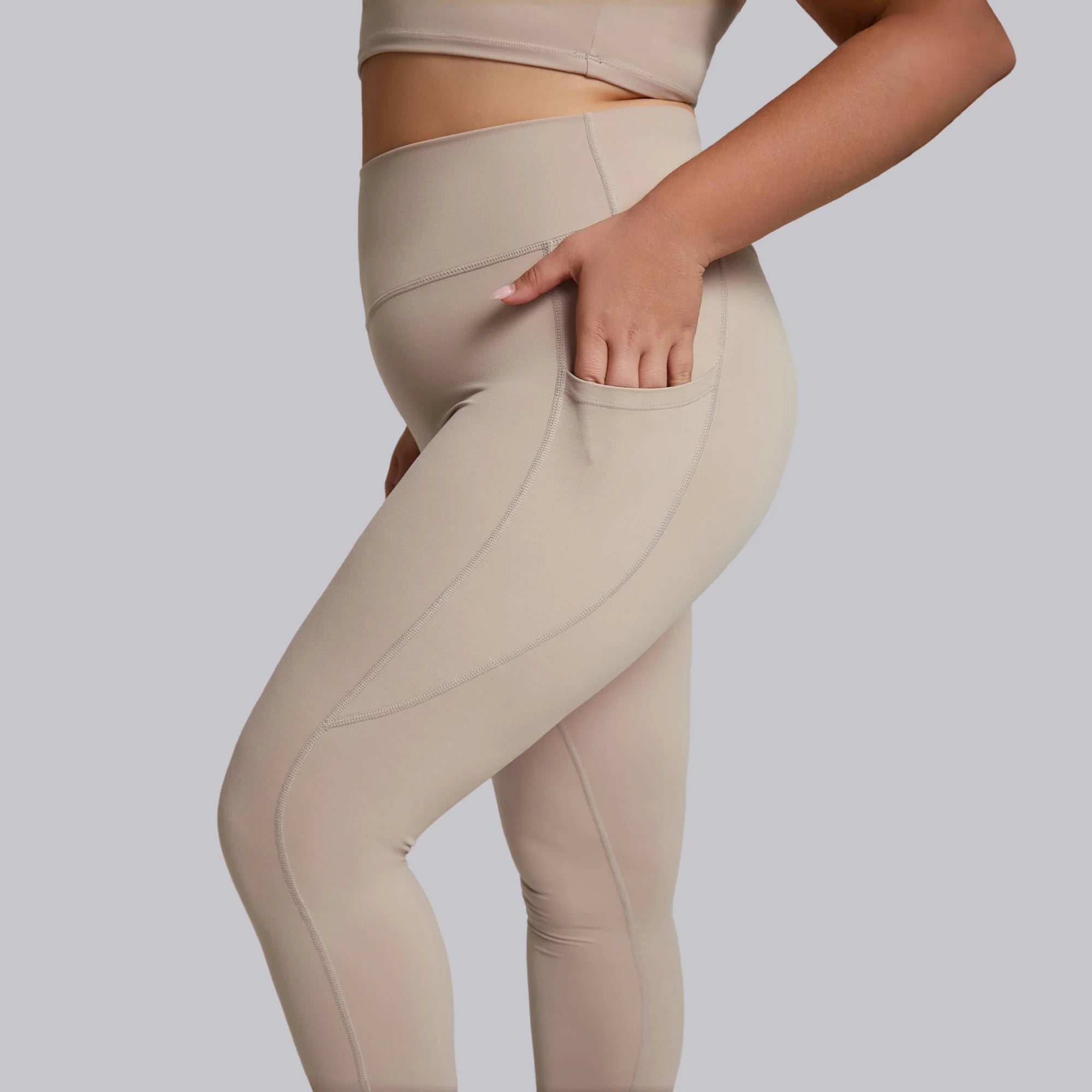 Damskie sportowe legginsy bezszwowe plus size