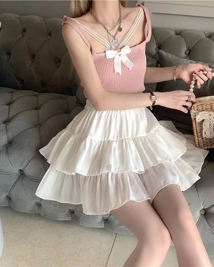 Spódnica mini rozkloszowana z falbankami i gumką w talii