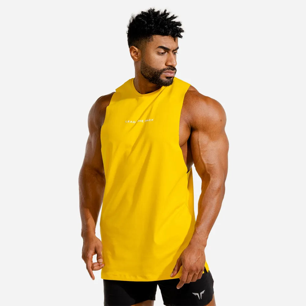 Sportowa koszulka męska typu tank top z napisem