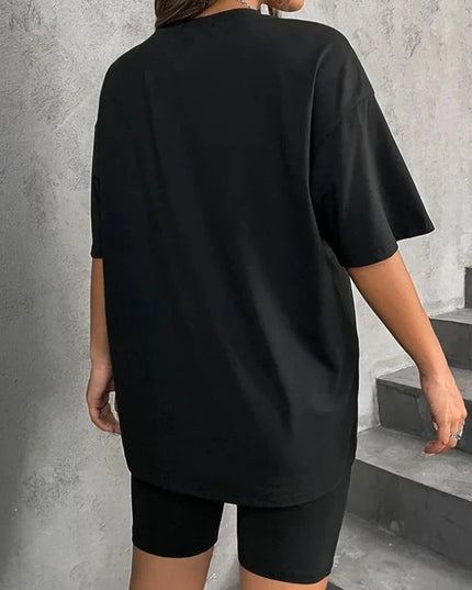 Komplet damski z koszulką oversize i szortami typu bicker