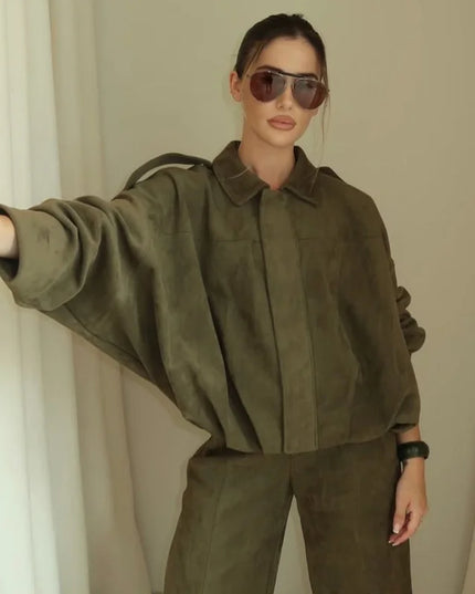 Zamszowa kurtka bomberka oversize zapinana na zamek