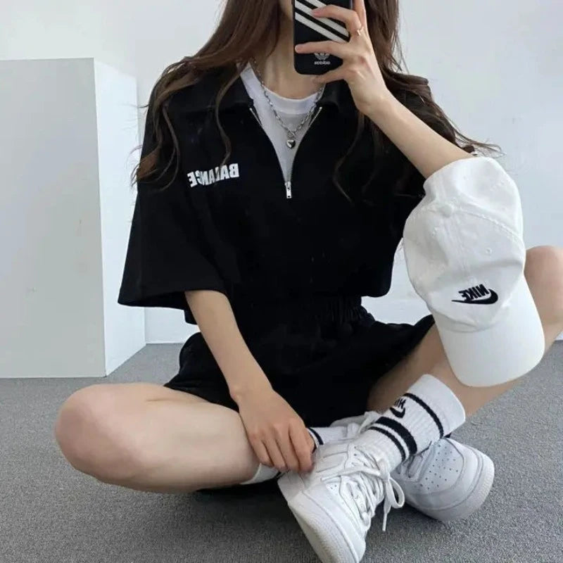 Komplet damski z t-shirtem oversize i szortami