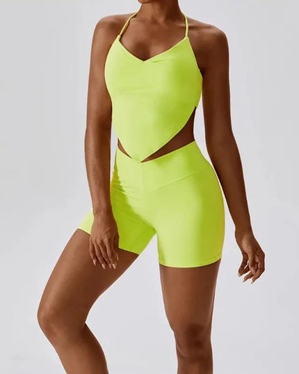 Sportowy top damski z przedłużanym przodem