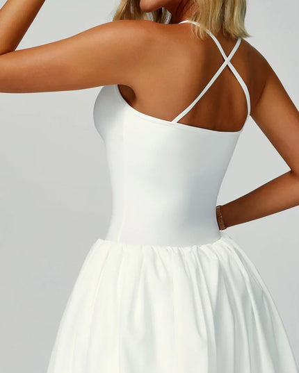 Sportowa sukienka - kombinezon damski z wszytymi miseczkami i rozkloszowaną spódniczką