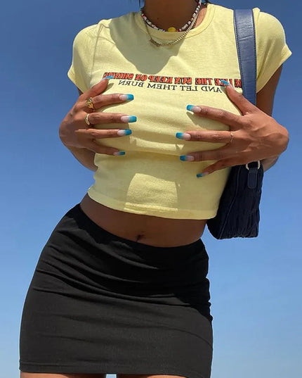 Dopasowana spódnica mini z wysokim stanem