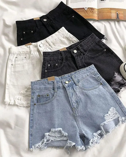 Damskie szorty jeansowe z przetarciami