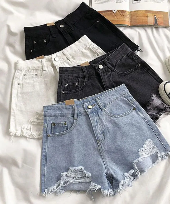 Damskie szorty jeansowe z przetarciami