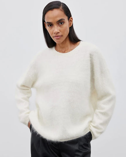 Damski klasyczny sweter oversize