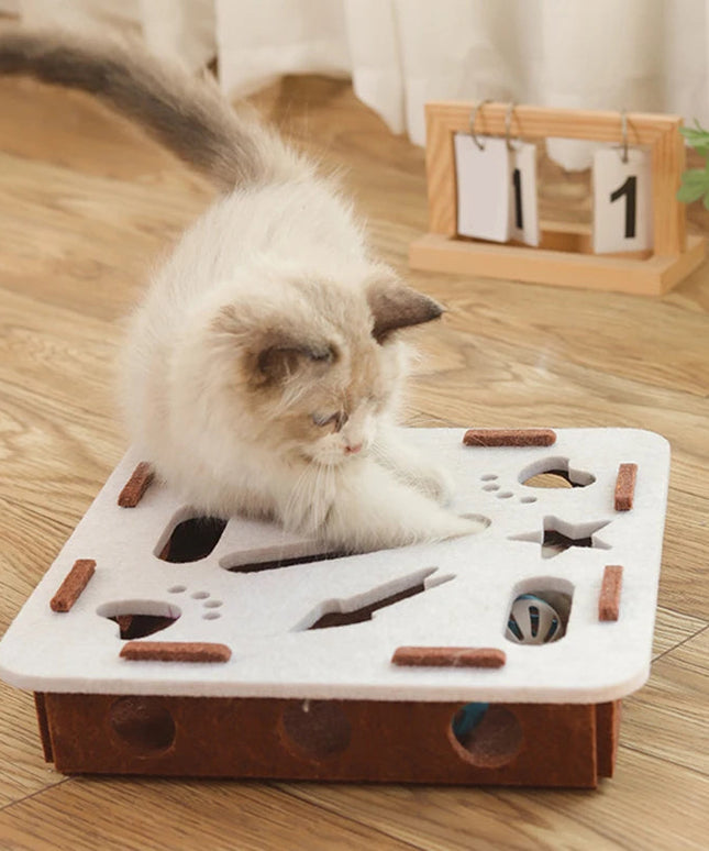 Interaktywne puzzle dla kota – filcowa gra logiczna z piłkami i miejscem na smakołyki