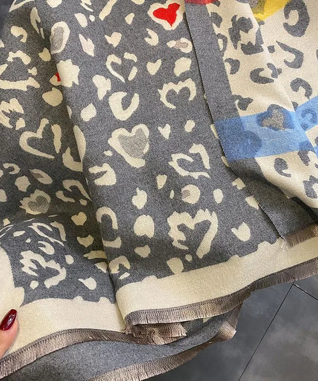 Szalik damski z kolorowym motywem