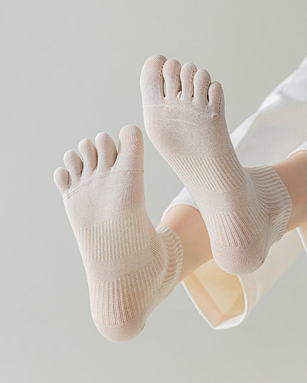 Skarpetki damskie oddychające pięciopalcowe w jasnym kolorze