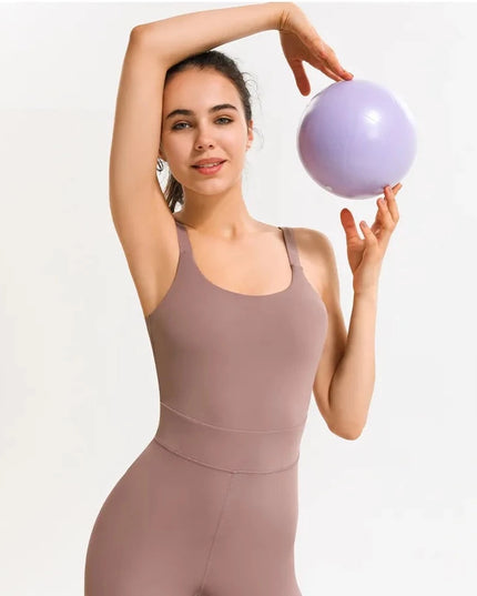 Sportowy komplet damski jednoczęściowy z ozdobnym tyłem