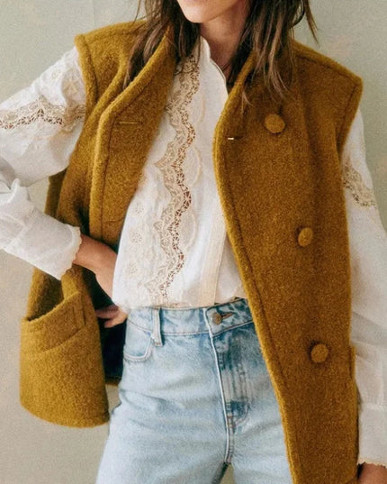 Kamizelka damska z dużymi guzikami