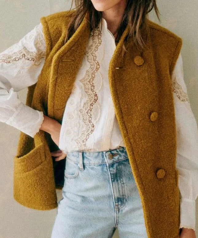 Kamizelka damska z dużymi guzikami