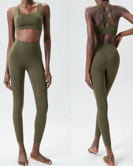 Damski komplet sportowy z falbanką – top i legginsy Super Stretch